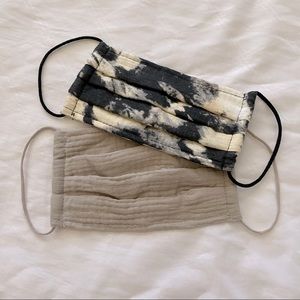 2 NWOT KITSCH Face Masks